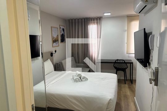 Studio de kitnet/studio à venda com 1 quarto, 17m² em Rebouças, Curitiba