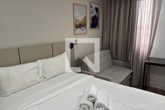 Studio de kitnet/studio à venda com 1 quarto, 17m² em Rebouças, Curitiba