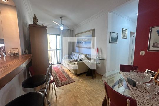 Sala de apartamento à venda com 2 quartos, 75m² em Alphaville Industrial, Barueri