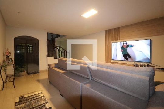 Sala de casa para alugar com 3 quartos, 293m² em Jardim Santo Alberto, Santo André
