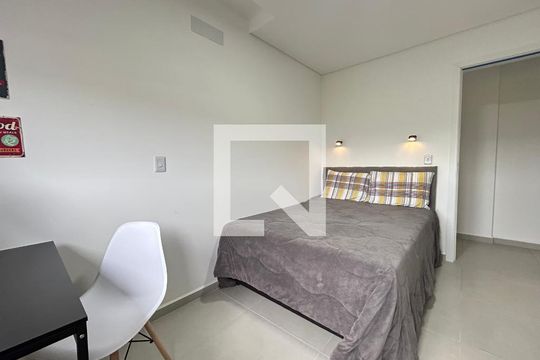 Quarto  de apartamento para alugar com 1 quarto, 60m² em Ingleses Norte, Florianópolis