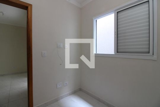 quarto 1 de apartamento para alugar com 2 quartos, 40m² em Vila Lais, São Paulo