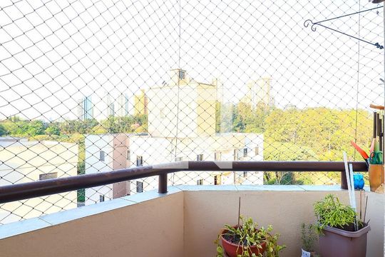 Apartamento à venda com 3 quartos, 67m² em Jardim Ampliacao, São Paulo