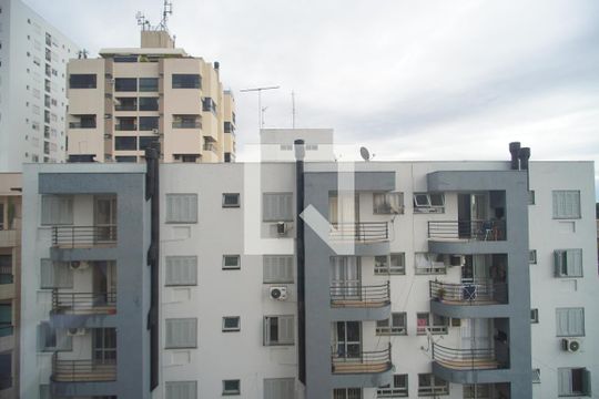 Kitnet/Studio para alugar com 1 quarto, 28m² em Centro, São Leopoldo