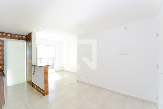 Sala de apartamento para alugar com 2 quartos, 55m² em Gopouva, Guarulhos