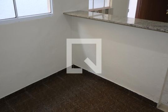 Casa para alugar com 1 quarto, 60m² em Vila California, São Paulo
