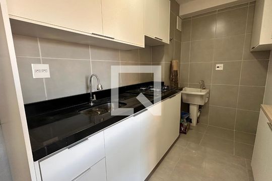 Apartamento para alugar com 2 quartos, 38m² em Jardim São Luís, São Paulo