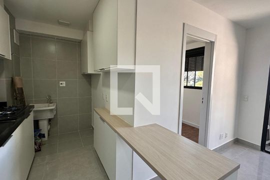 Apartamento para alugar com 2 quartos, 38m² em Jardim São Luís, São Paulo