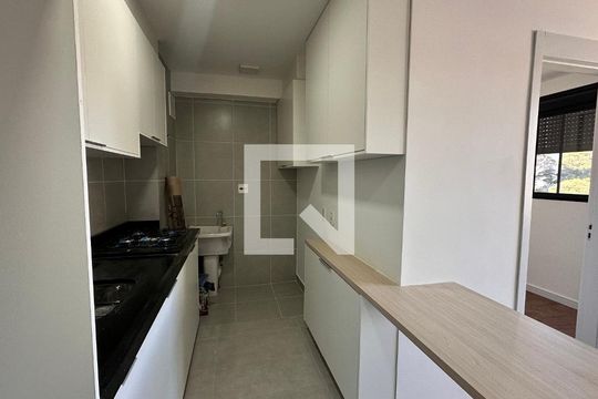 Apartamento para alugar com 2 quartos, 38m² em Jardim São Luís, São Paulo