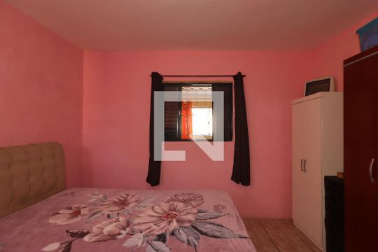 Quarto 2 da Casa 1 de casa à venda com 3 quartos, 225m² em Parque Itrapoã, Santo André