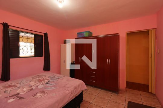 Quarto 2 da Casa 1 de casa à venda com 3 quartos, 225m² em Parque Itrapoã, Santo André