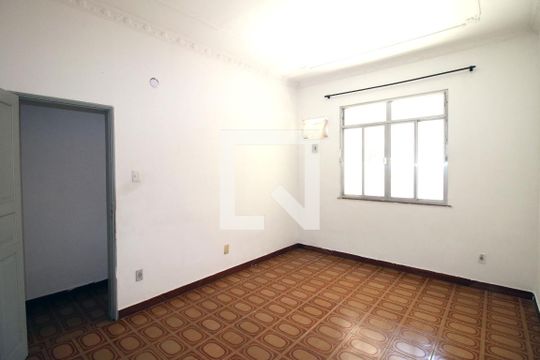 Quarto 1 de casa à venda com 2 quartos, 66m² em Vista Alegre, Rio de Janeiro