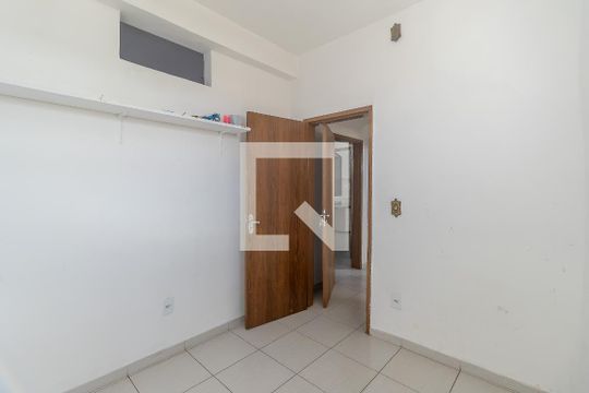 Quarto 2 de casa à venda com 5 quartos, 360m² em Santa Amelia, Belo Horizonte