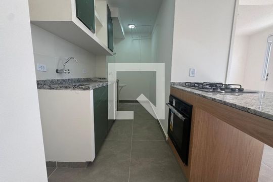 Cozinha de apartamento para alugar com 2 quartos, 42m² em Vila Osasco, Osasco