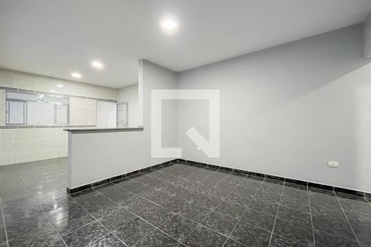 Sala de casa à venda com 2 quartos, 150m² em Baronesa, Osasco