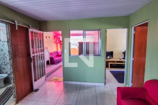 Casa à venda com 3 quartos, 130m² em Olaria, Rio de Janeiro