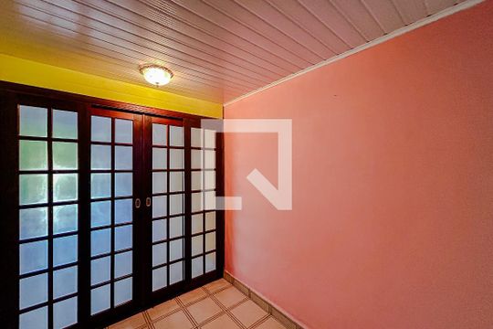 Sala de casa à venda com 2 quartos, 155m² em Vila Santa Isabel, São Paulo