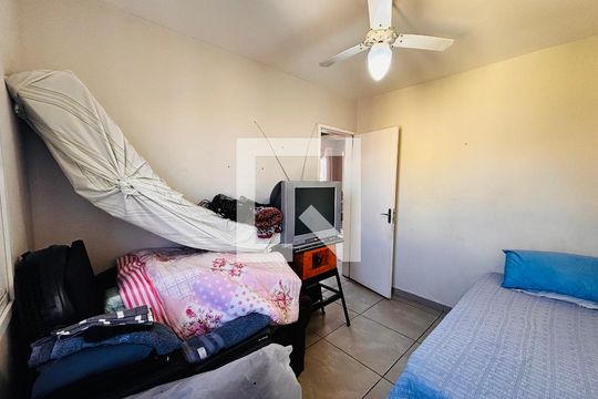 Quarto de apartamento para alugar com 2 quartos, 55m² em Conceicao, Osasco