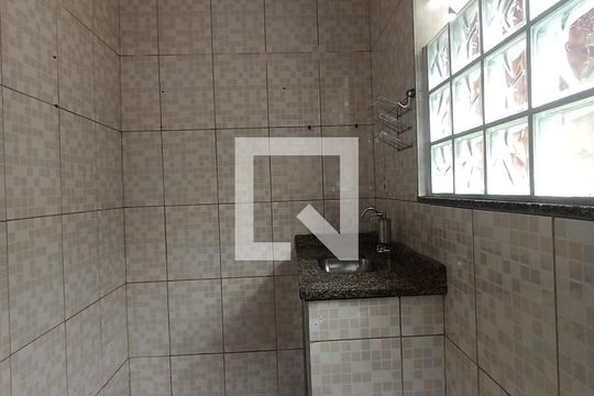 Cozinha de casa para alugar com 1 quarto, 25m² em Piam, Belford Roxo
