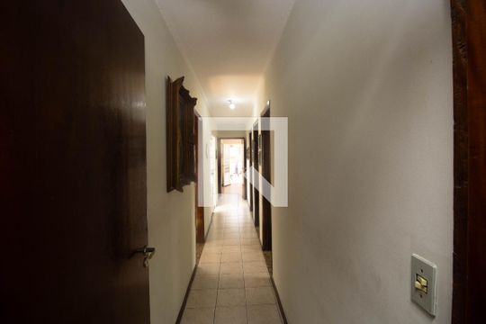 Corredor de casa à venda com 4 quartos, 154m² em Jardim Virginia Bianca, São Paulo