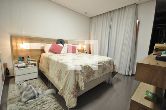 Suíte Master de casa à venda com 3 quartos, 253m² em Horto Florestal, São Paulo