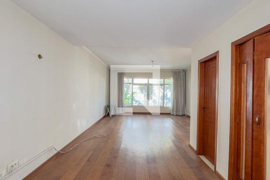 Sala de casa para alugar com 3 quartos, 233m² em Brooklin, São Paulo