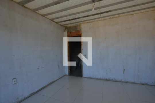 Quarto 1 de casa à venda com 3 quartos, 70m² em Vila Valqueire, Rio de Janeiro