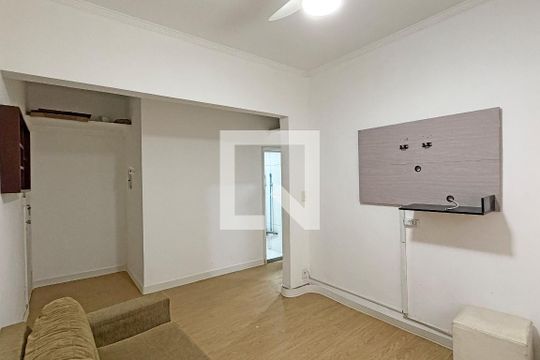 Sala de apartamento para alugar com 1 quarto, 40m² em Embaré, Santos