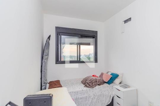 Quarto 2 de apartamento para alugar com 2 quartos, 58m² em Jardim do Salso, Porto Alegre