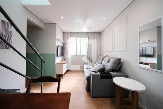 Sala de casa de condomínio à venda com 2 quartos, 88m² em Cangaiba, São Paulo