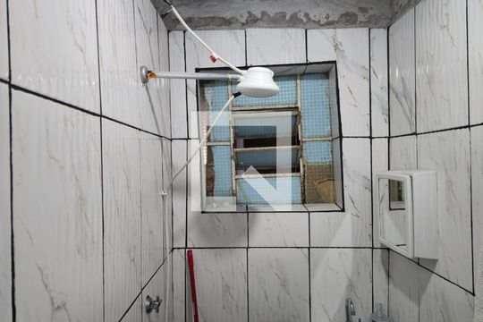 Banheiro da Suíte 1 de casa à venda com 3 quartos, 72m² em Jardim Cocaia, Guarulhos