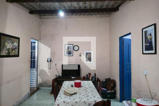 Sala  de casa à venda com 3 quartos, 72m² em Jardim Cocaia, Guarulhos