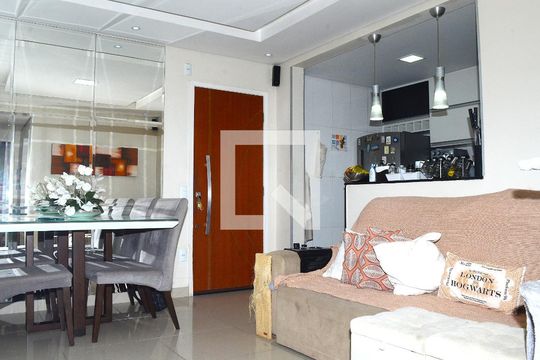 Sala de apartamento para alugar com 3 quartos, 60m² em Acaiaca, Belo Horizonte