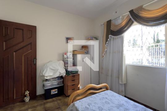 Quarto 1 de casa para alugar com 3 quartos, 223m² em Vila Rosalia, Guarulhos