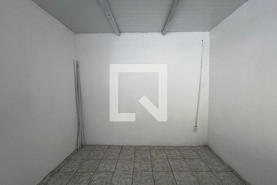 Quarto 1 de casa para alugar com 1 quarto, 55m² em Novo Glória, Belo Horizonte