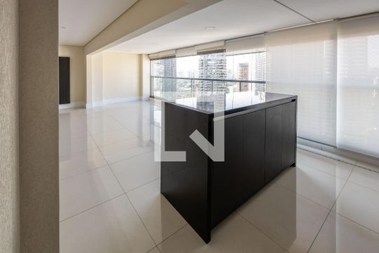Sala de apartamento à venda com 3 quartos, 181m² em Jardim das Acacias, São Paulo