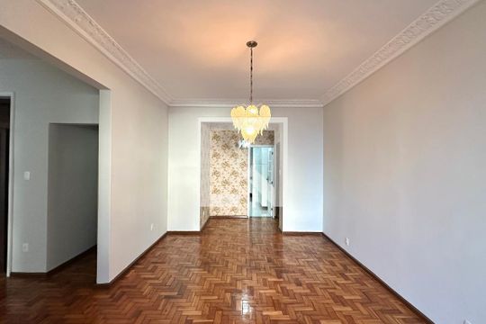 Apartamento para alugar com 2 quartos, 110m² em Copacabana, Rio de Janeiro