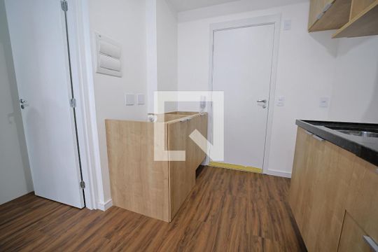 Apartamento para alugar com 1 quarto, 28m² em Vila Guilhermina, São Paulo