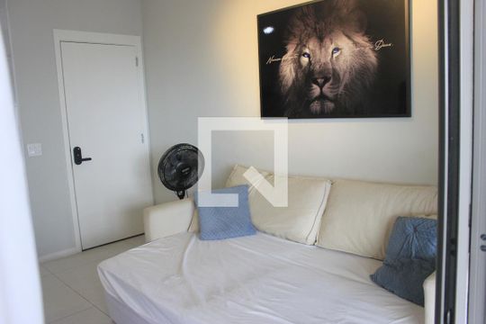 Sala  de apartamento à venda com 2 quartos, 57m² em Vila Camargos, Guarulhos
