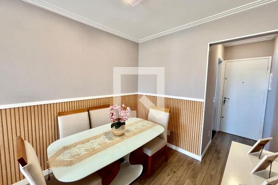 Sala de Jantar de apartamento à venda com 2 quartos, 52m² em Vila Marieta, São Paulo