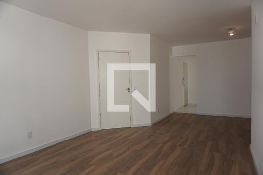 Sala de apartamento para alugar com 4 quartos, 130m² em Jardim Branca Flor, Embu das Artes