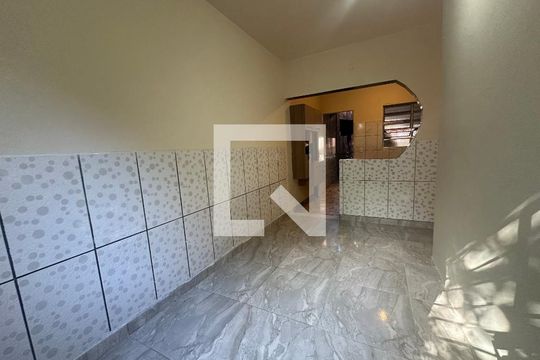 Sala de casa para alugar com 1 quarto, 35m² em Vila Militar, Barueri