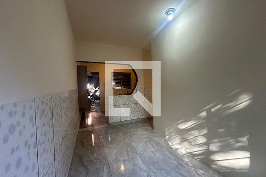 Sala de casa para alugar com 1 quarto, 35m² em Vila Militar, Barueri