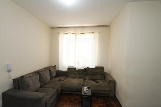Sala de apartamento à venda com 2 quartos, 53m² em Carlos Prates, Belo Horizonte