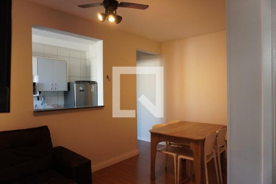 Sala de apartamento para alugar com 2 quartos, 50m² em Jardim Brasil, São Carlos
