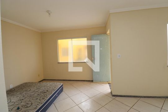 Sala de apartamento para alugar com 3 quartos, 80m² em Praia do Flamengo, Salvador