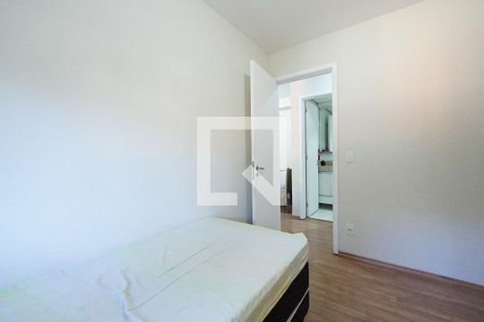 Quarto 1 de apartamento para alugar com 2 quartos, 45m² em Liberdade, São Paulo