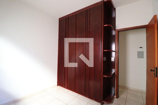 Quarto 1 de casa para alugar com 4 quartos, 200m² em Jardim Patricia, Uberlândia