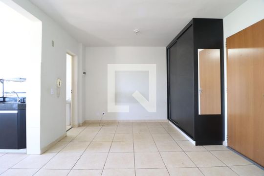 Sala/Quarto de apartamento para alugar com 1 quarto, 50m² em Jardim Patricia, Uberlândia