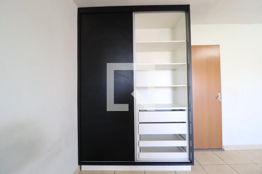 Sala/Quarto de apartamento para alugar com 1 quarto, 50m² em Jardim Patricia, Uberlândia
